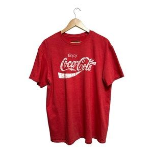 Coca Cola Graphic-Print T-Shirt in Red, XL